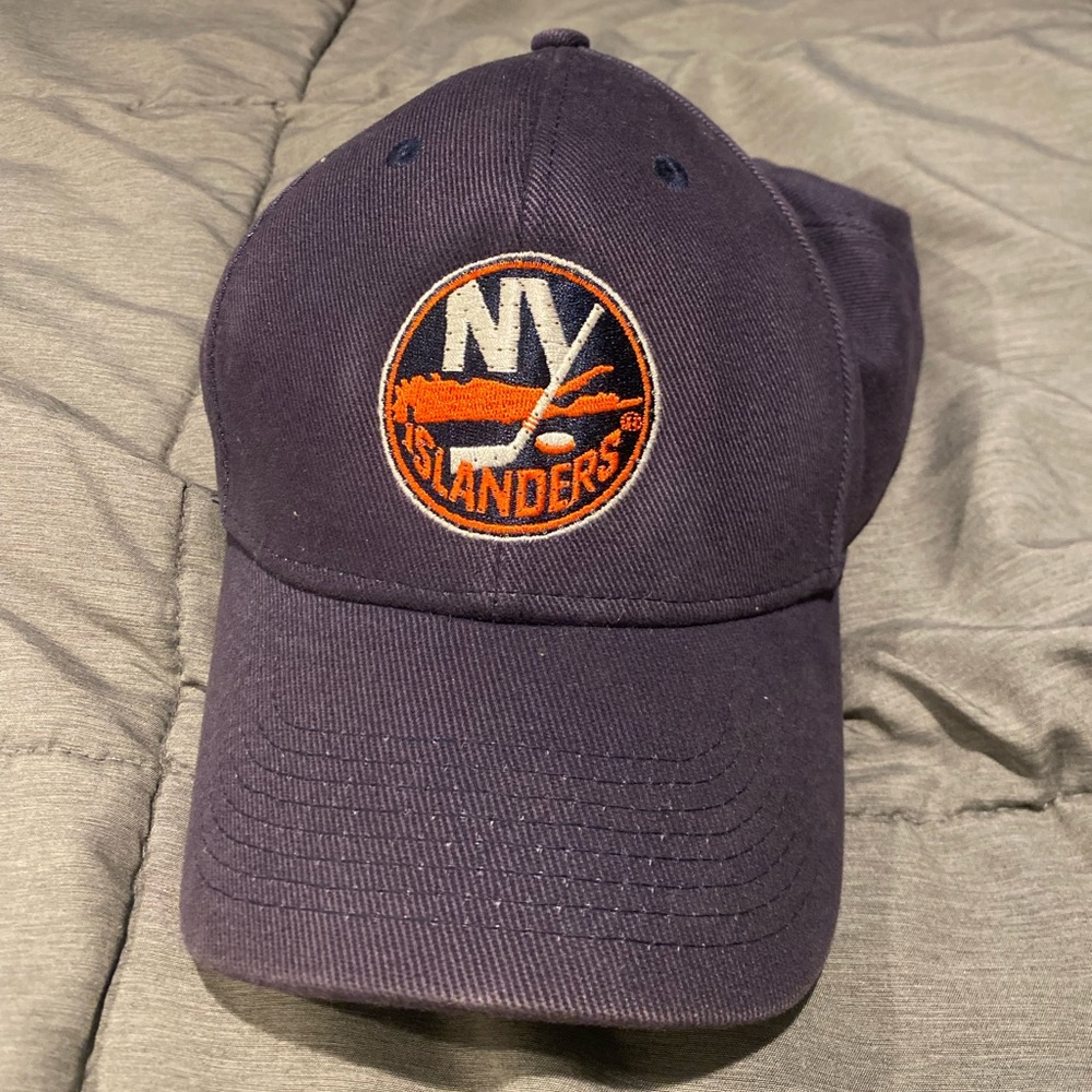 New York Islanders hat, worn to two games